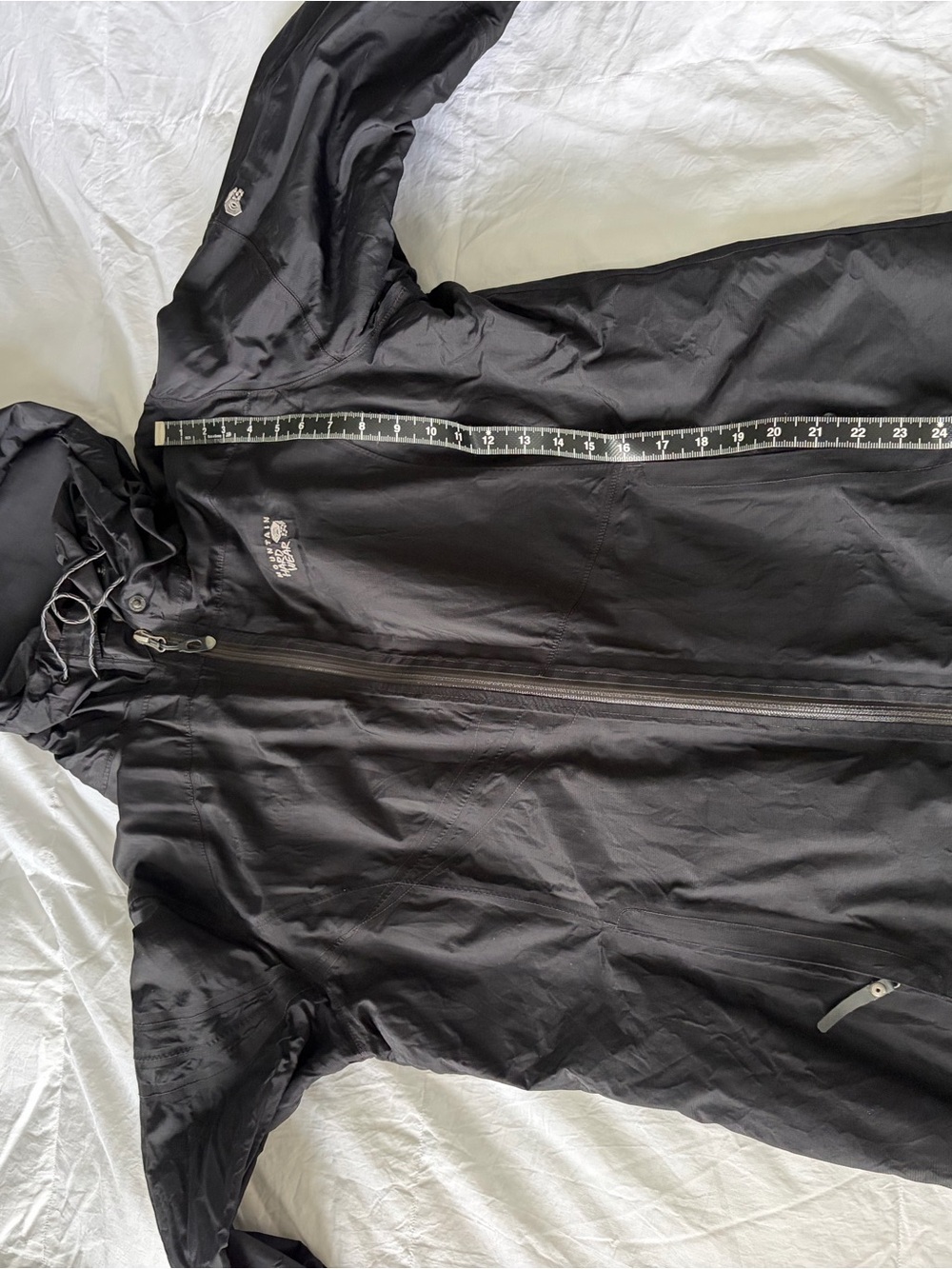 Mountain Hardwear Black Hooded Rain Jacket - Picture 10 of 13